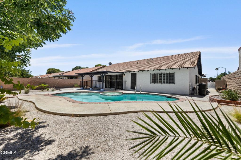 main property photo 38