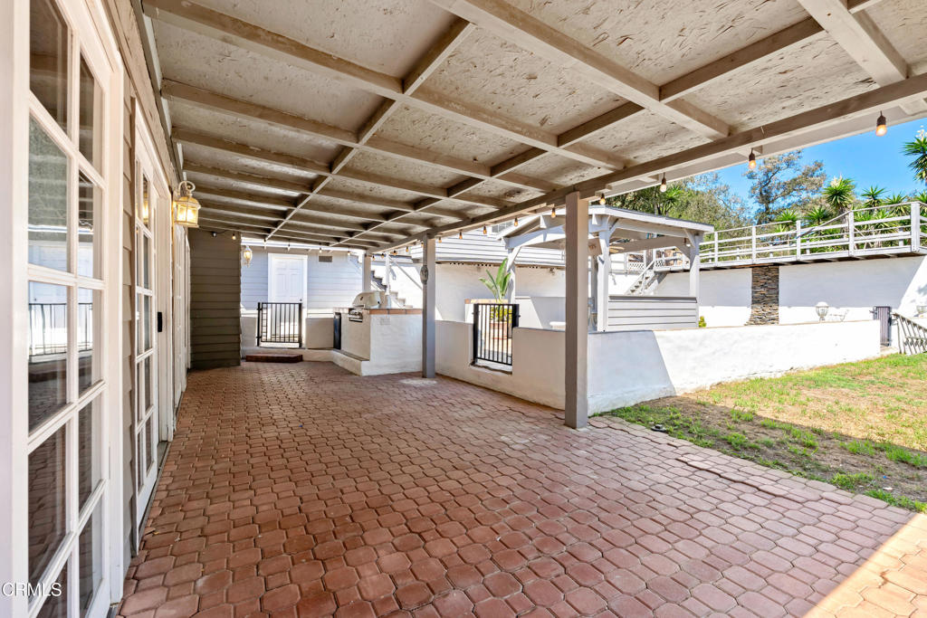 main property photo 20