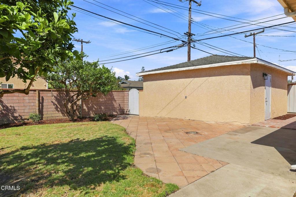 main property photo 31