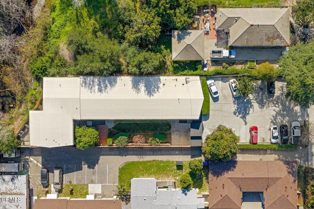 main property photo 12