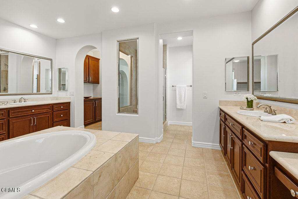 main property photo 60