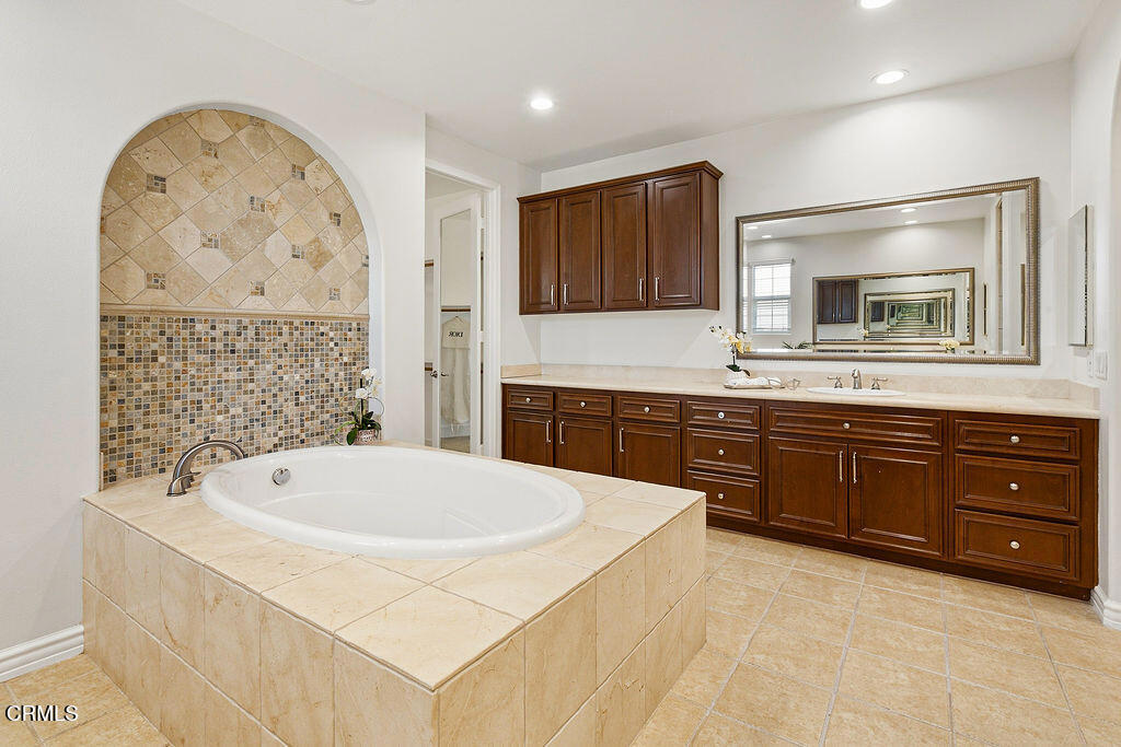 main property photo 61