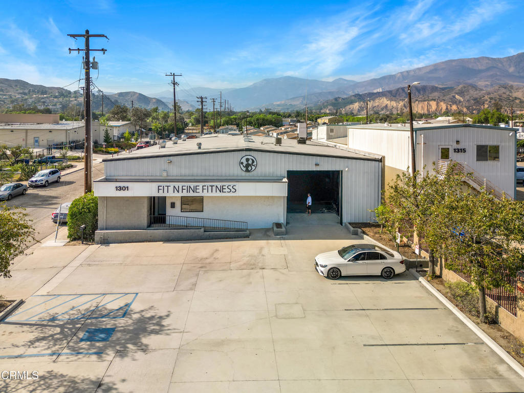 main property photo 1