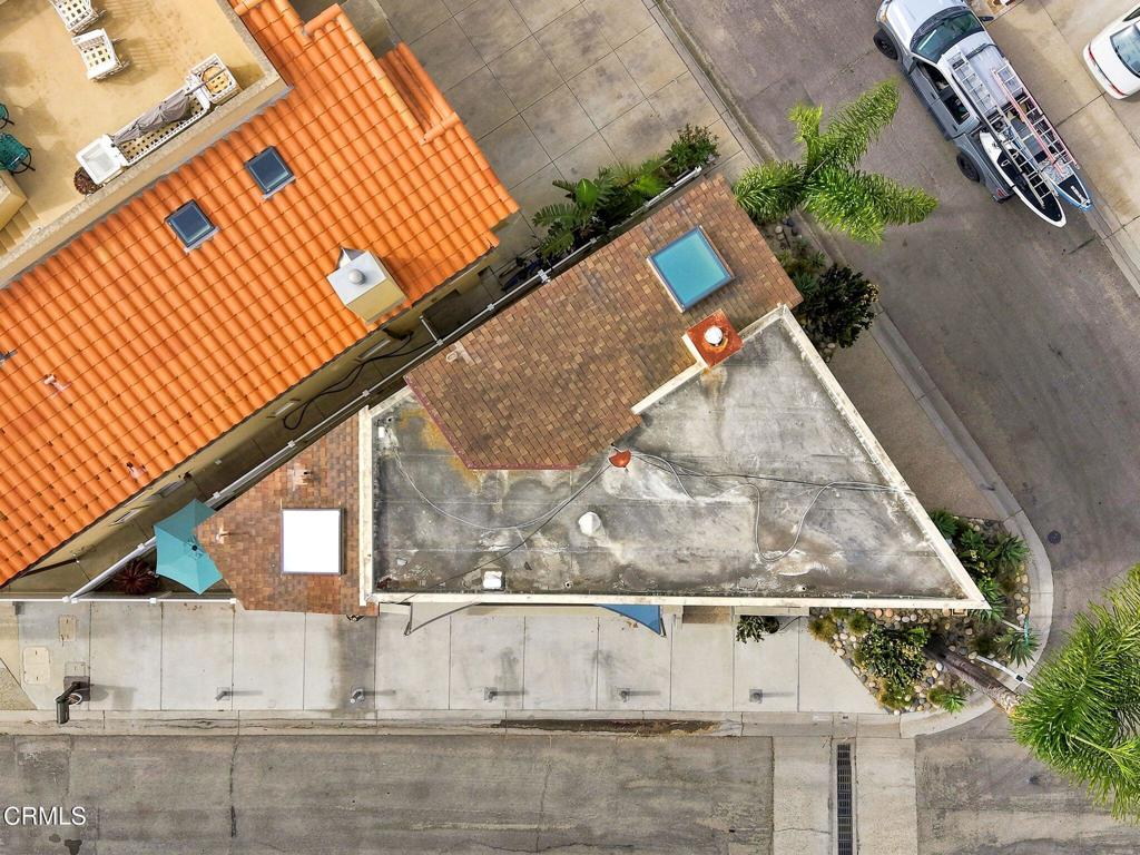 main property photo 59