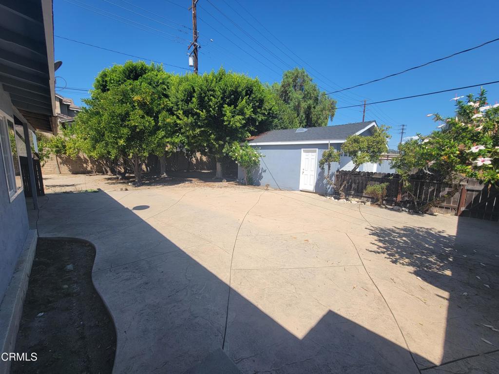 main property photo 40