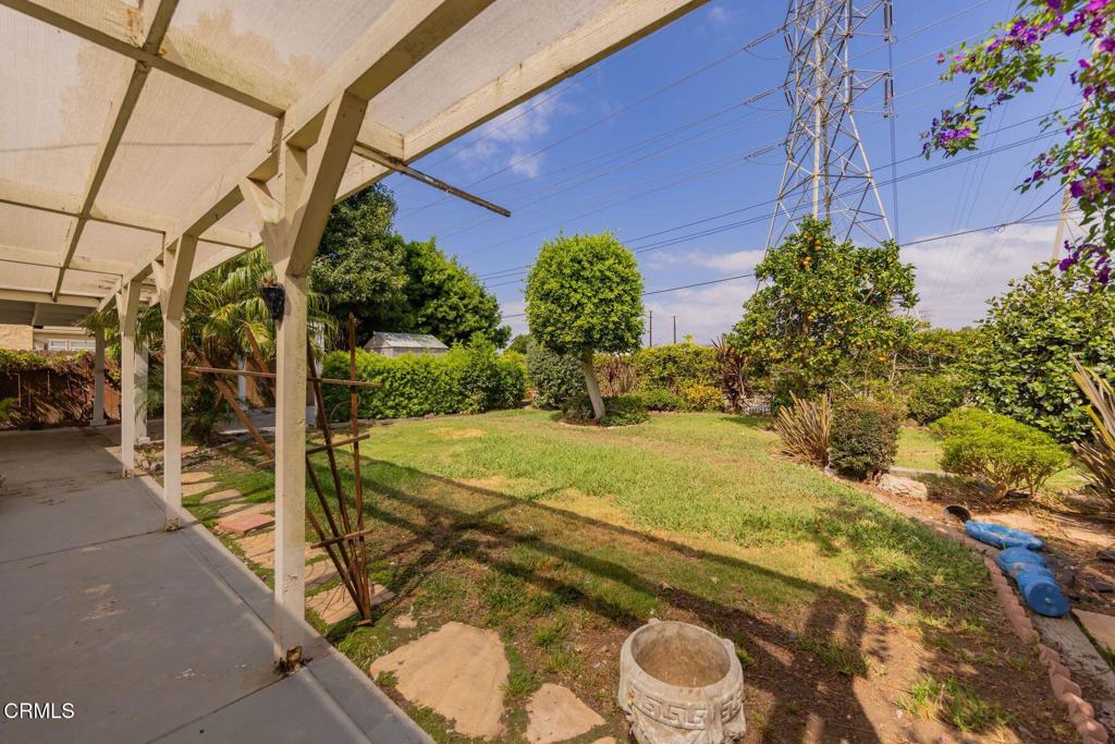 main property photo 28
