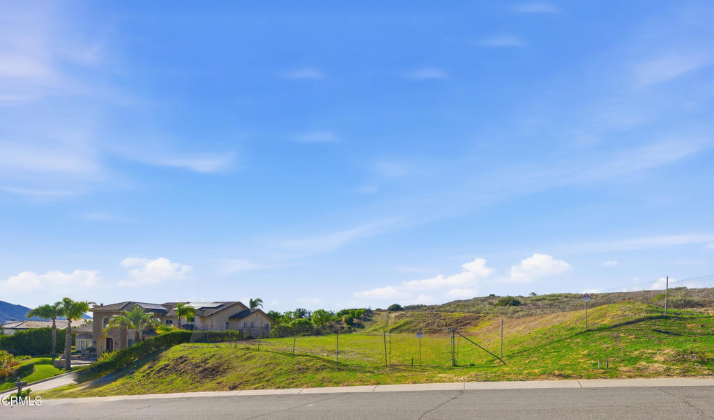 main property photo 19