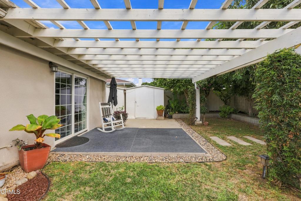 main property photo 30