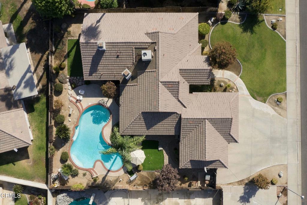 main property photo 47