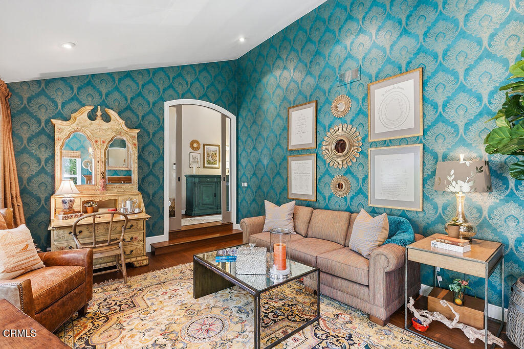 main property photo 28