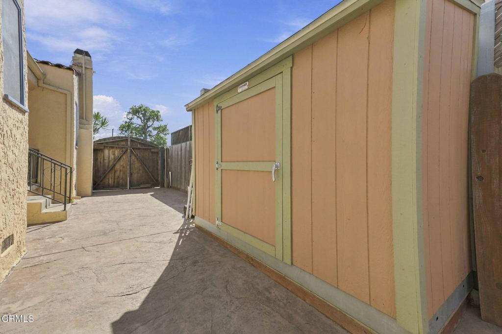 main property photo 37