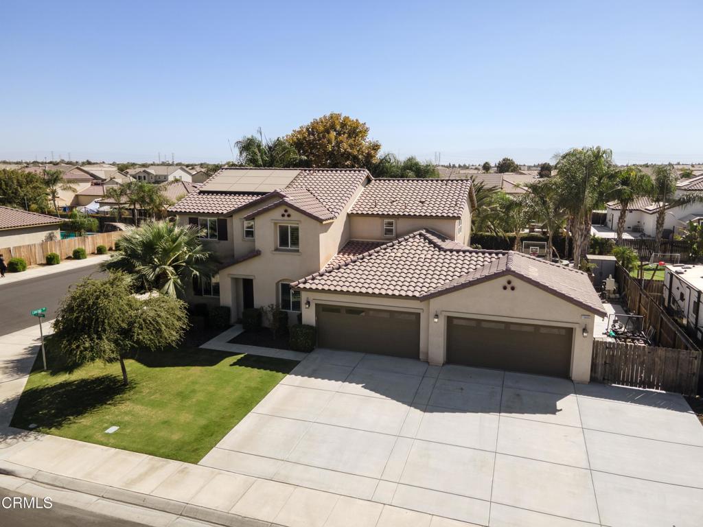 main property photo 50