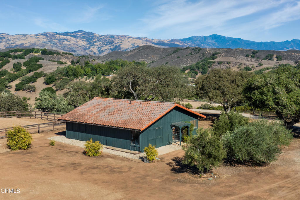 main property photo 41