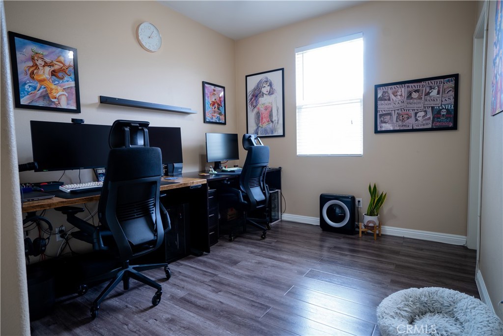 main property photo 19