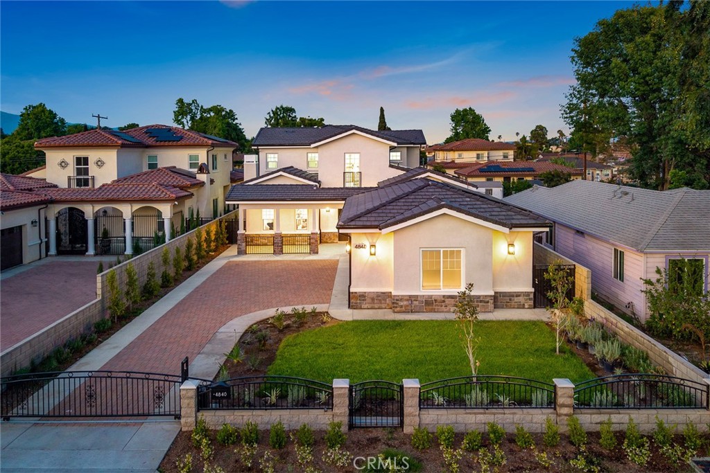 main property photo 7