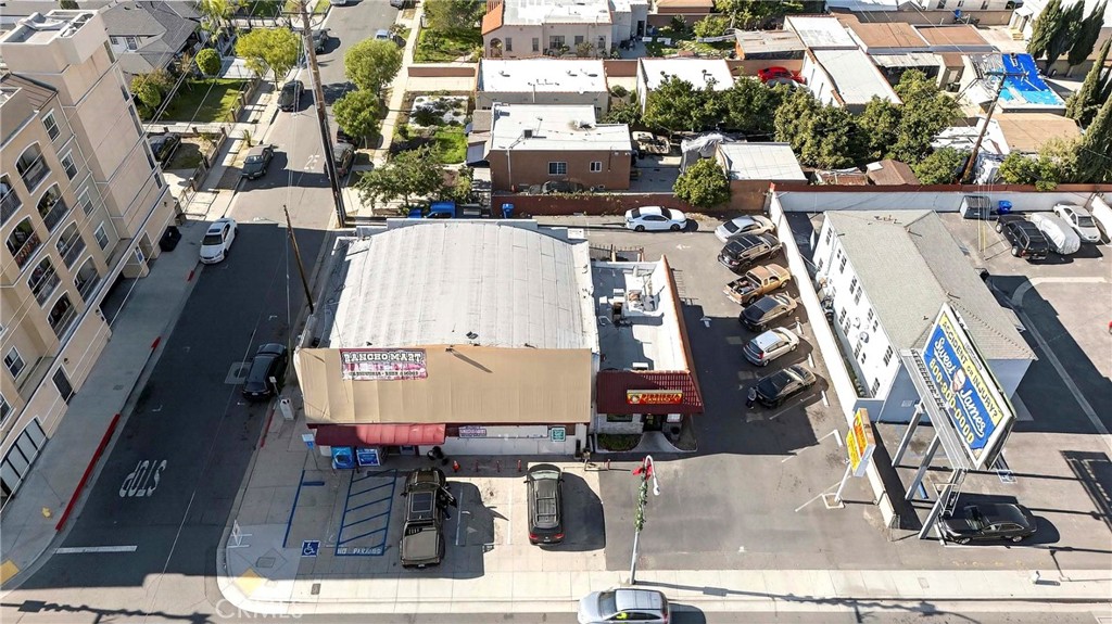 main property photo 10