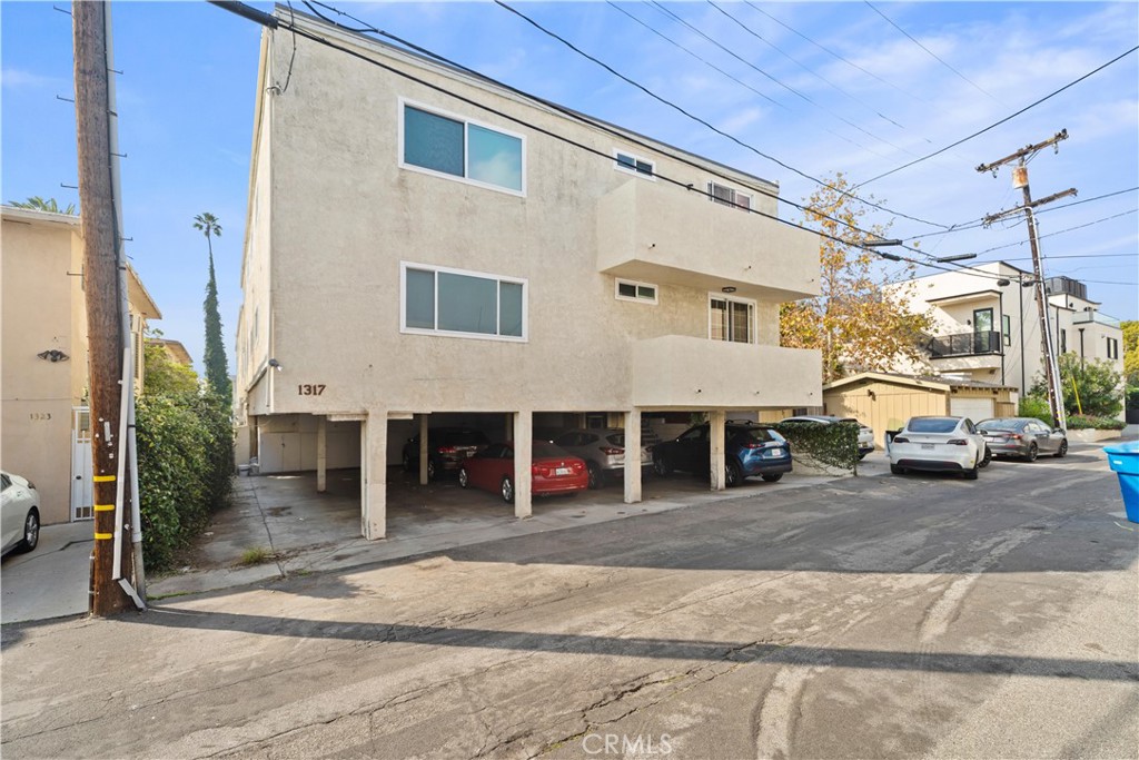 main property photo 27