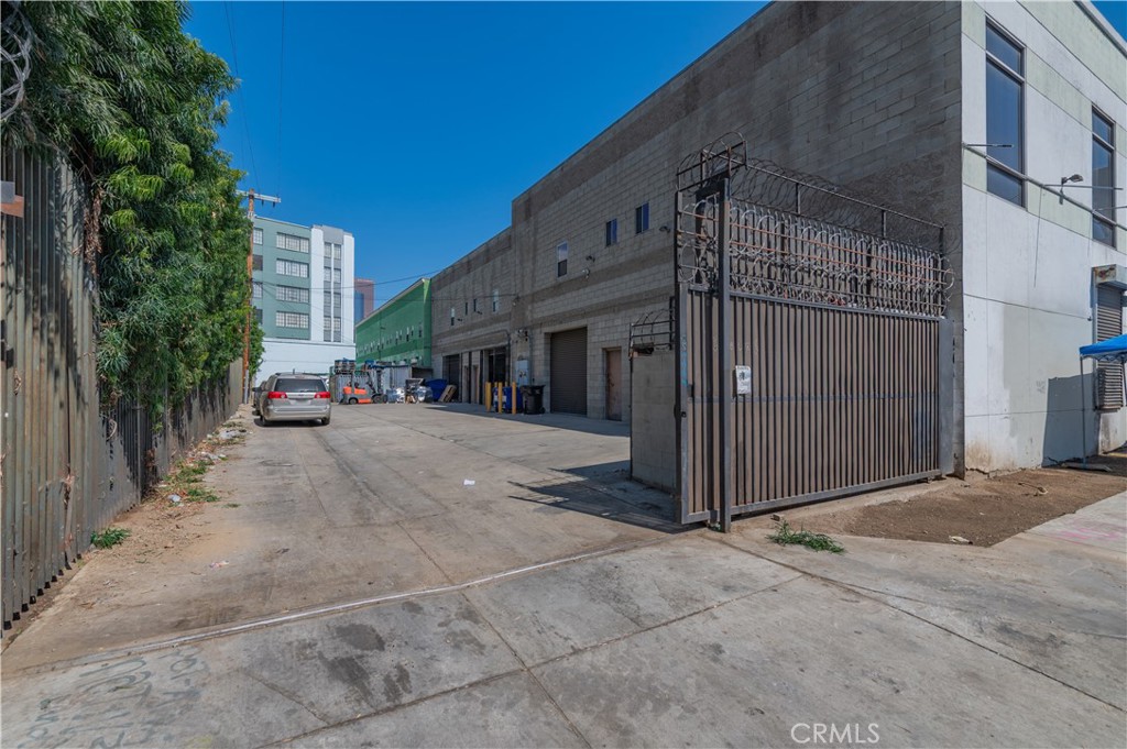 main property photo 26