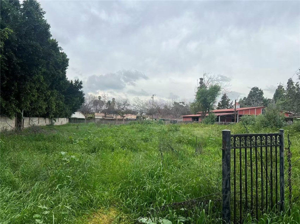 main property photo 17