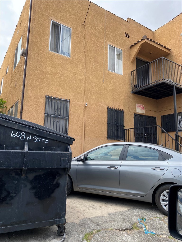 main property photo 3
