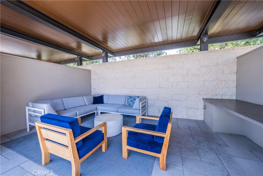 main property photo 70
