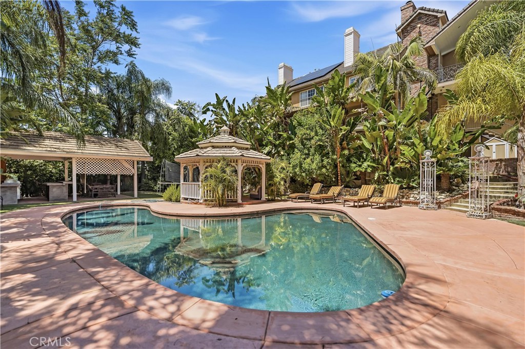 main property photo 51