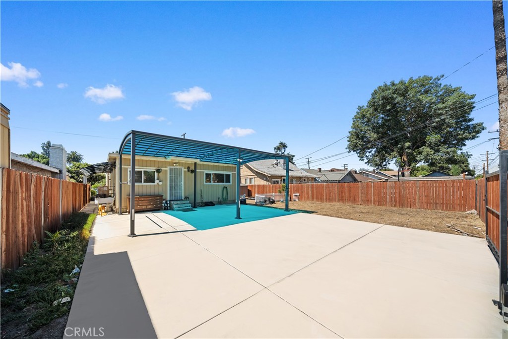 main property photo 33