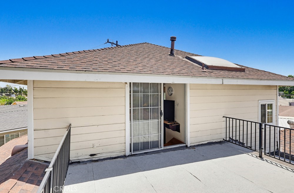 main property photo 45