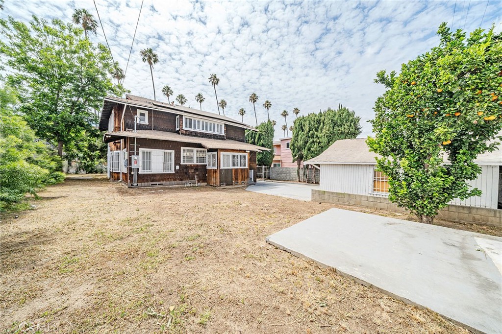 main property photo 6