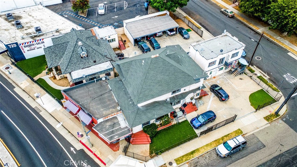 main property photo 12