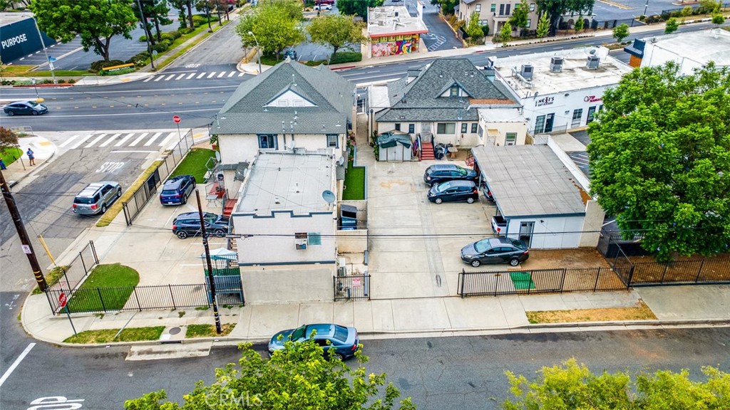 main property photo 14