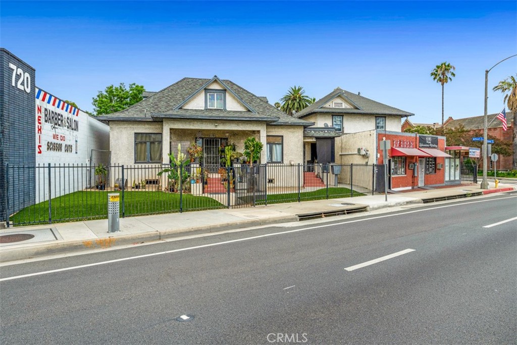 main property photo 16