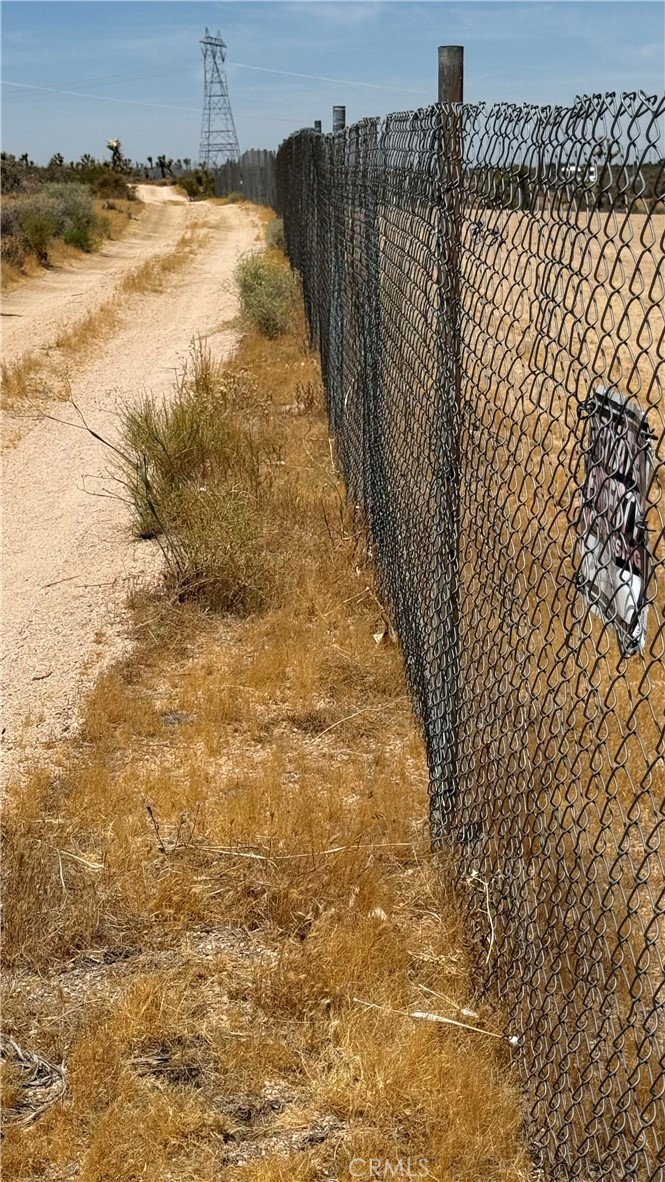 main property photo 18