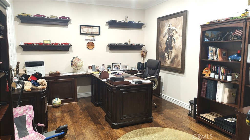 main property photo 23