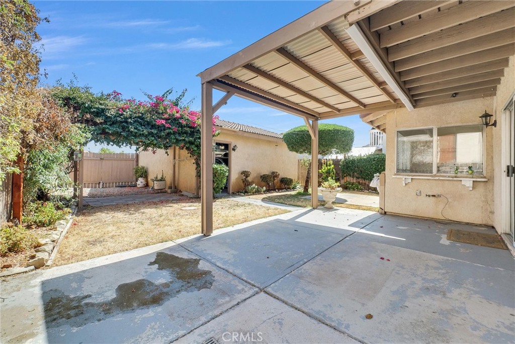 main property photo 27