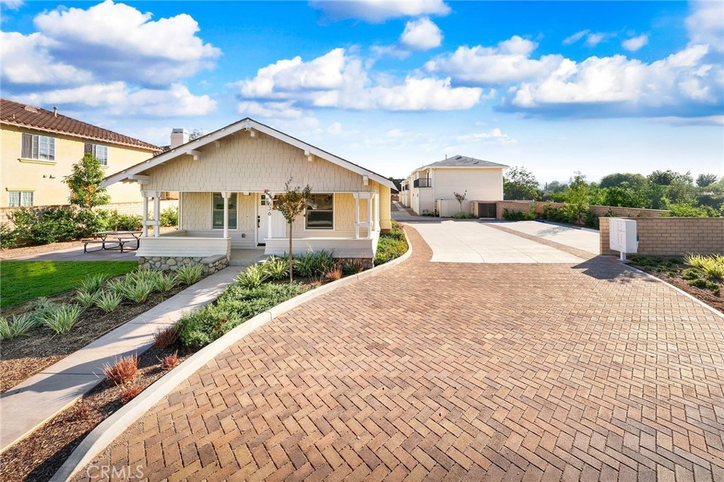main property photo 47