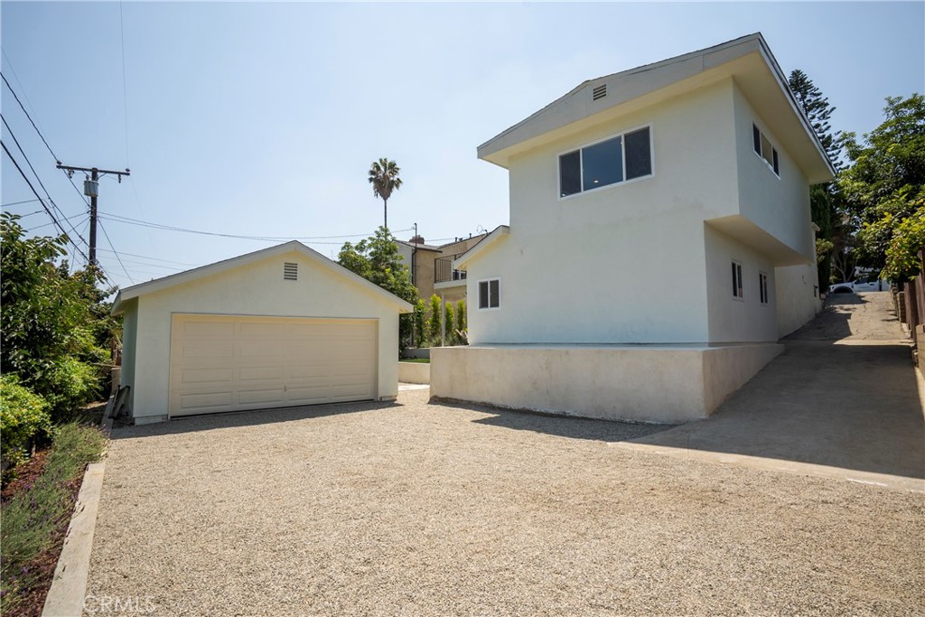 main property photo 49