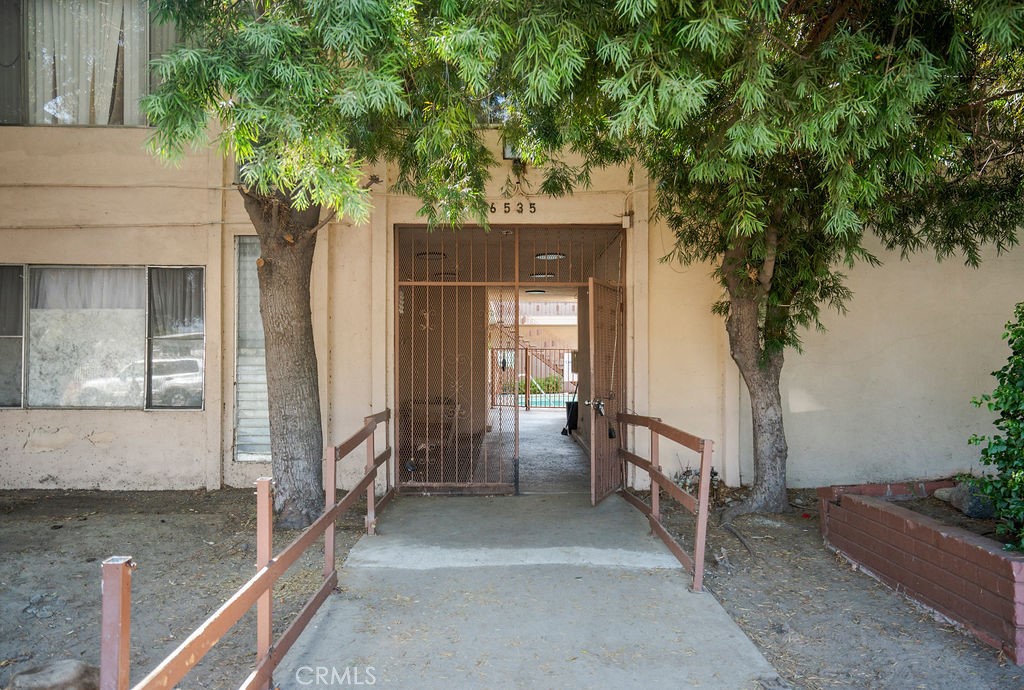 main property photo 12