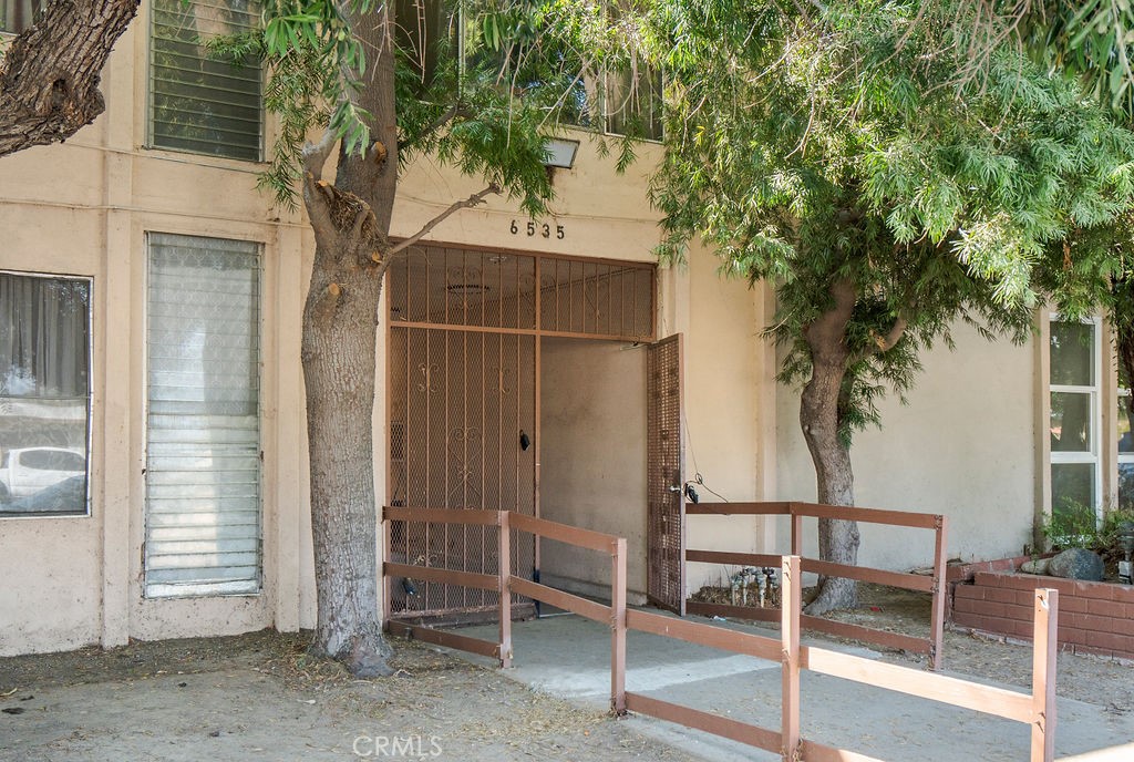main property photo 15