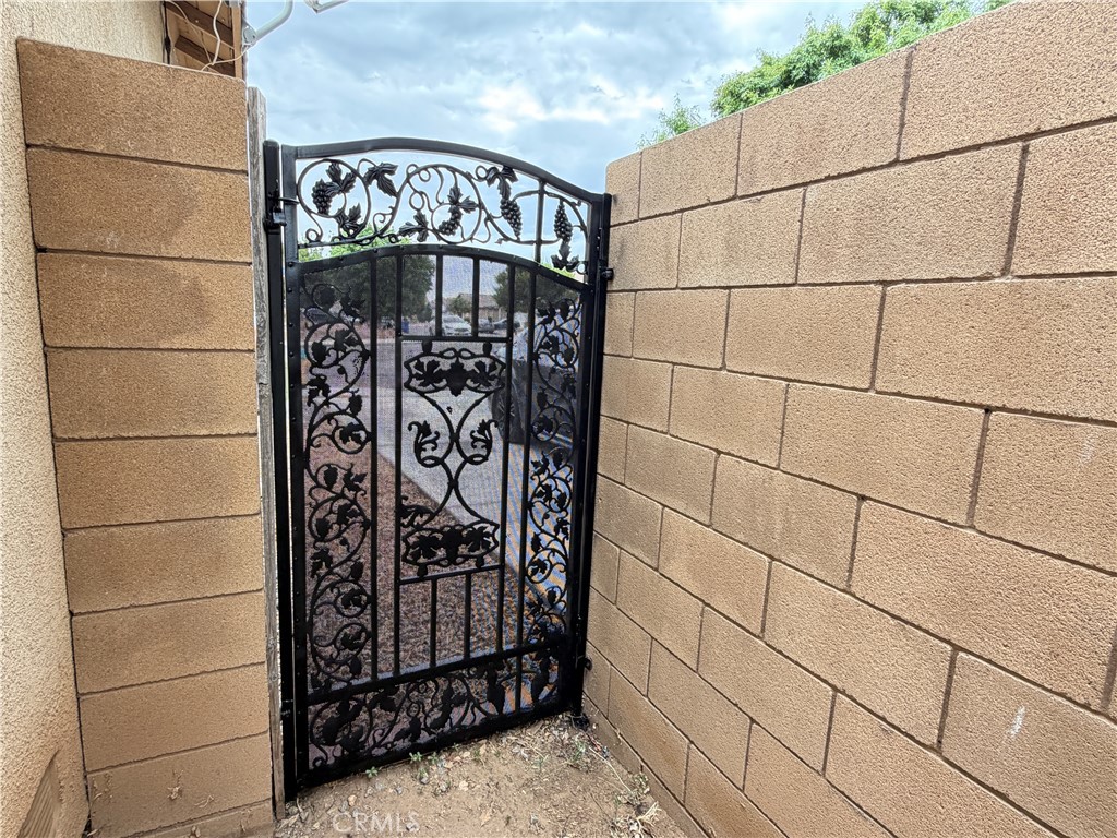 main property photo 22
