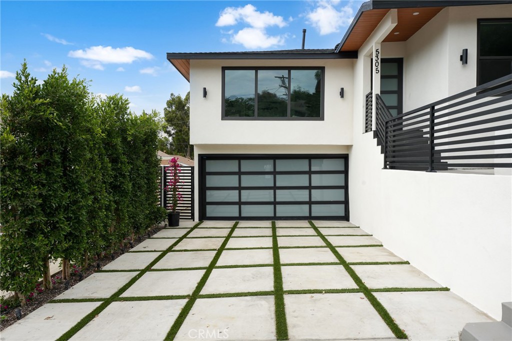 main property photo 60