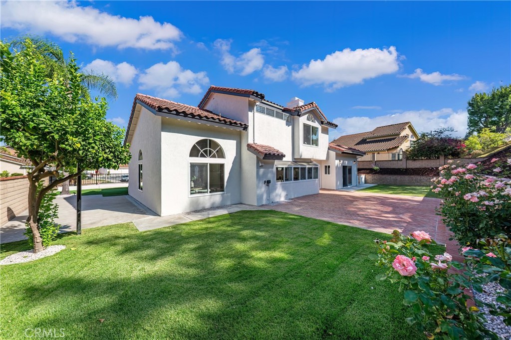 main property photo 28
