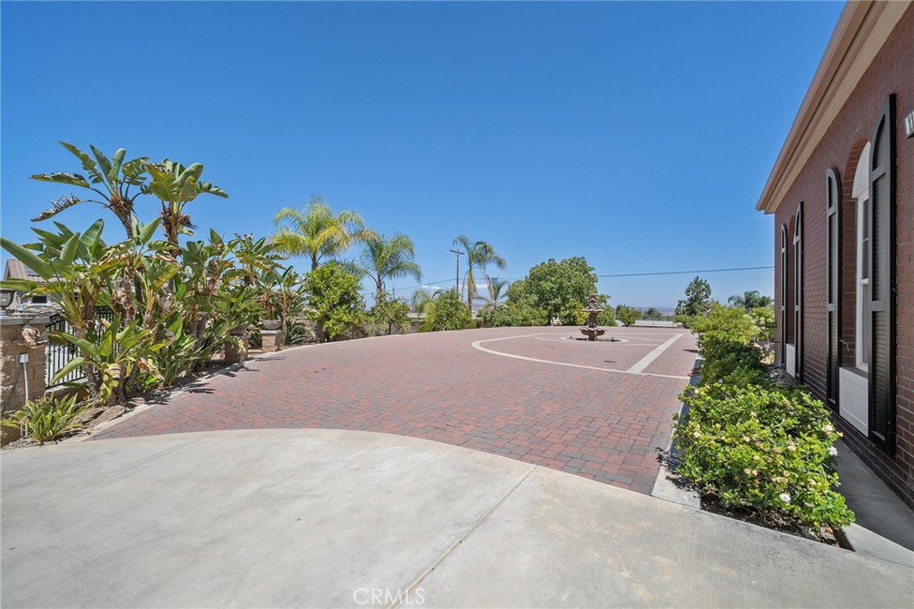 main property photo 73