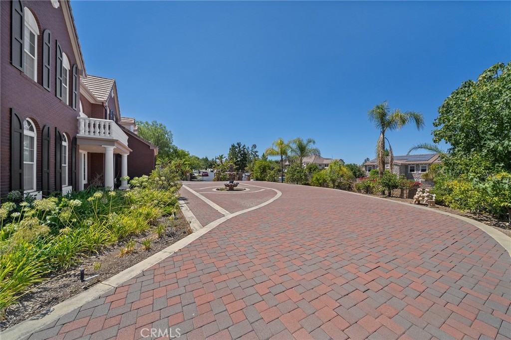 main property photo 74