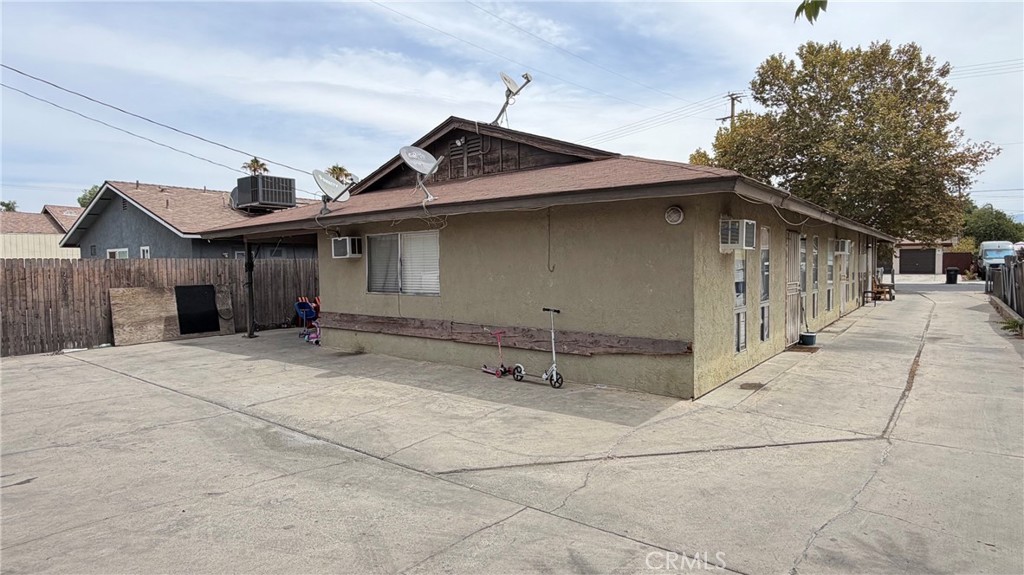 main property photo 7