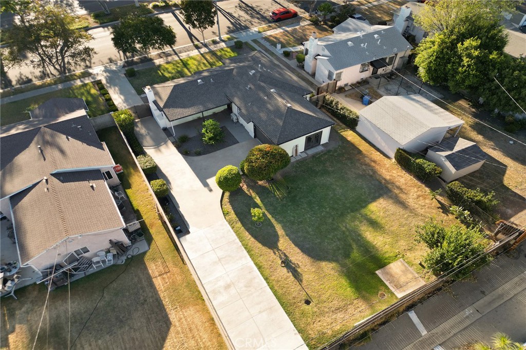main property photo 14