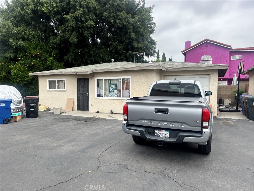 main property photo 6