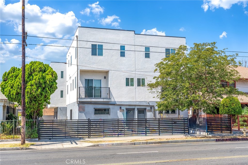 main property photo 59