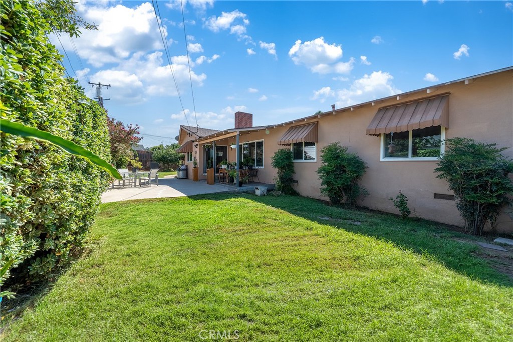 main property photo 28
