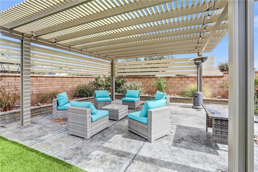 main property photo 24